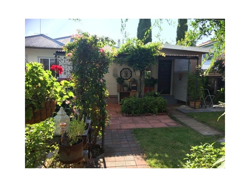 13 Spindler St, Bega NSW 2550