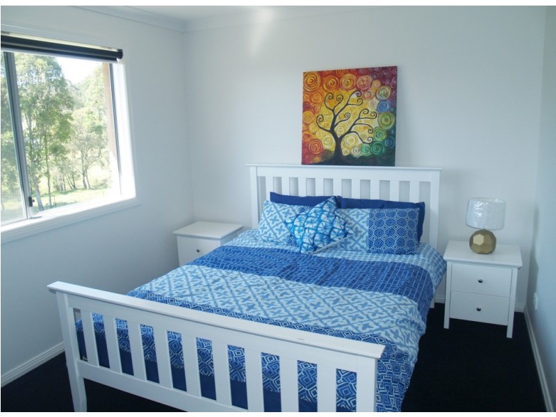 32 Stringy Park Close, Bega NSW 2550