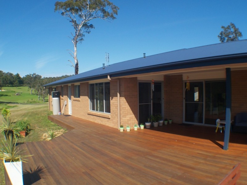 32 Stringy Park Close, Bega NSW 2550