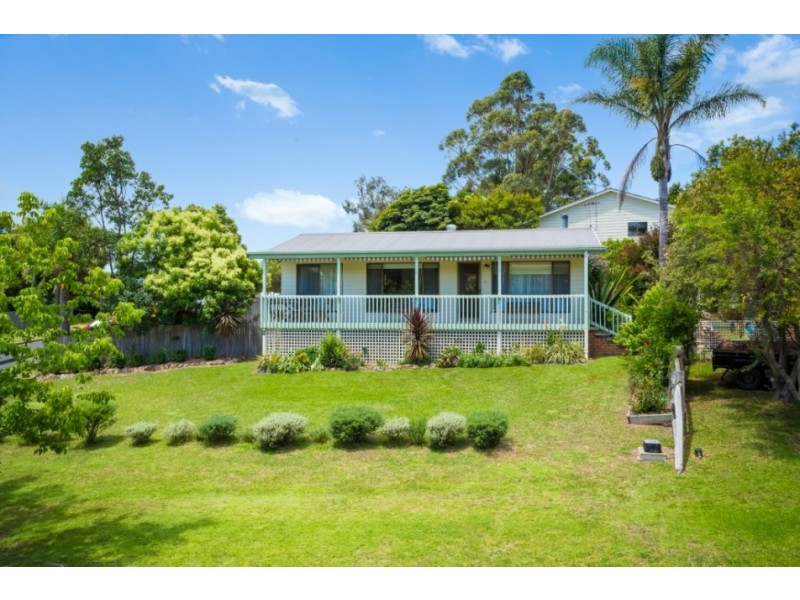 6 Game Crescent,, Bega NSW 2550