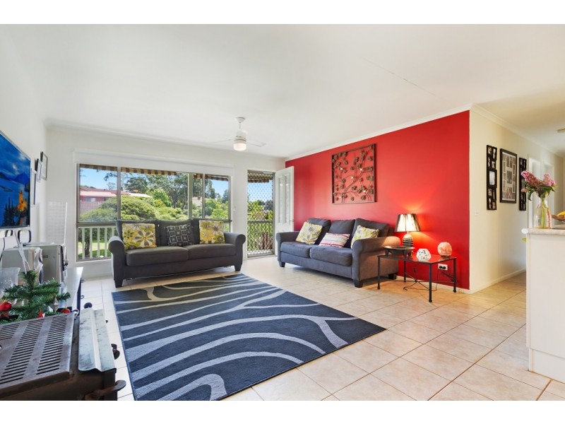 6 Game Crescent,, Bega NSW 2550