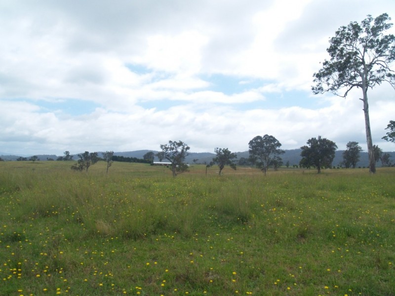 14 Newlyns Rd, Frogs Hollow NSW 2550