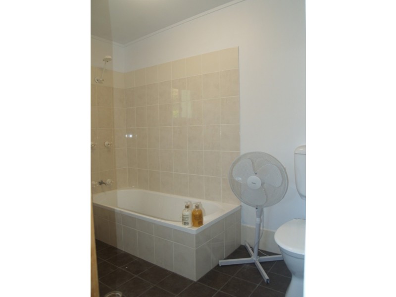 244 Newtown Rd, Bega NSW 2550