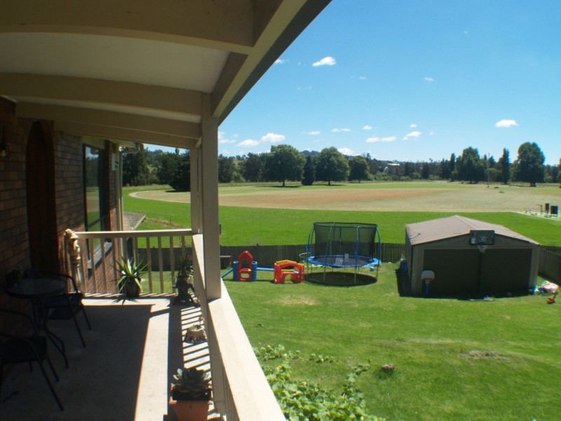 19 Kooringal Place, Bega NSW 2550