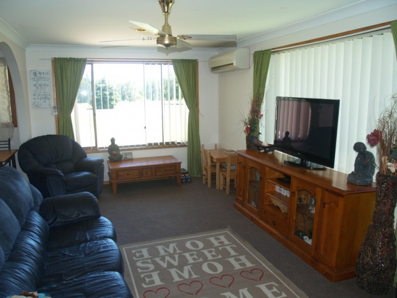 19 Kooringal Place, Bega NSW 2550