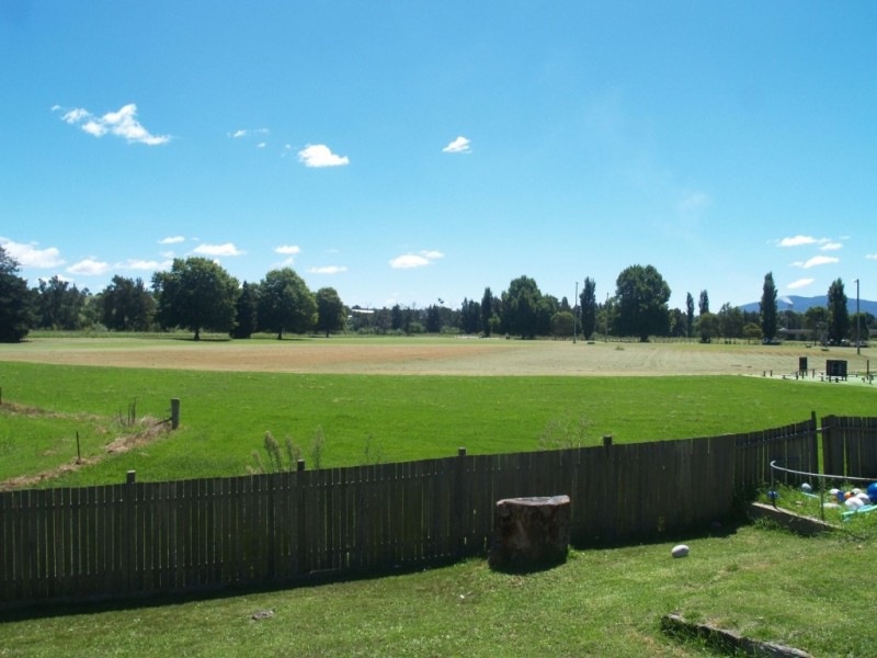 19 Kooringal Place, Bega NSW 2550