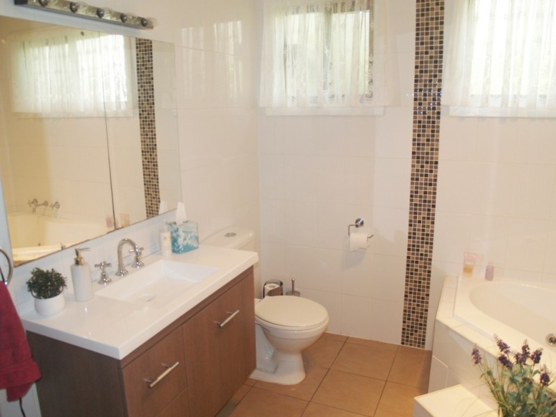 257 Auckland St, Bega NSW 2550