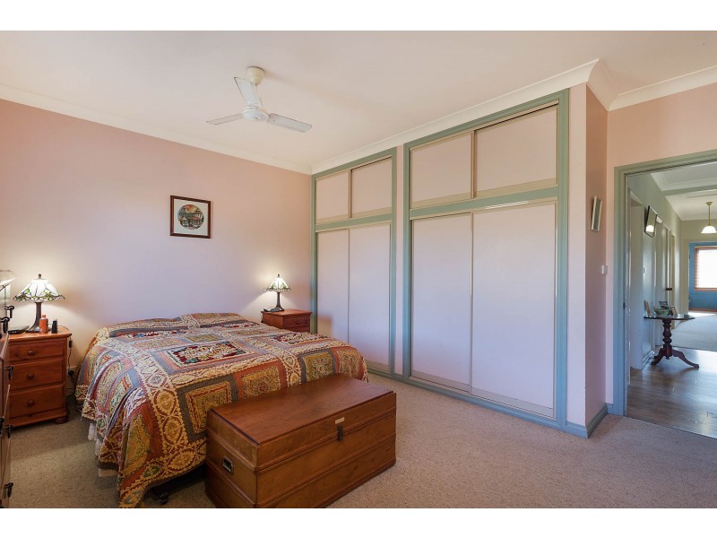 42 Springfield Rd, Kameruka NSW 2550