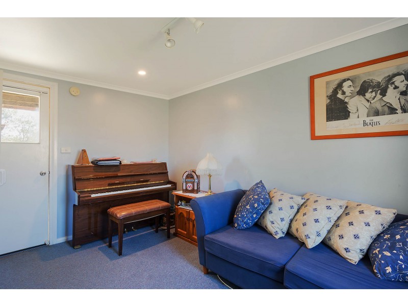 42 Springfield Rd, Kameruka NSW 2550