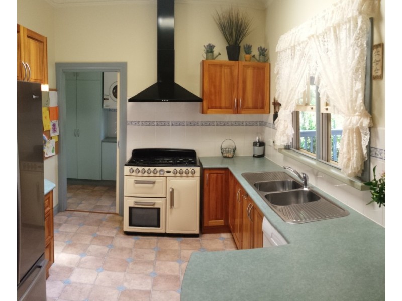 33 Moorlands Lane, Frogs Hollow NSW 2550