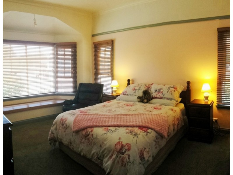 33 Moorlands Lane, Frogs Hollow NSW 2550