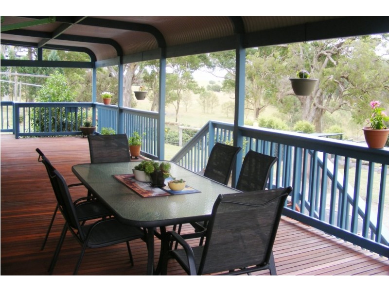 33 Moorlands Lane, Frogs Hollow NSW 2550