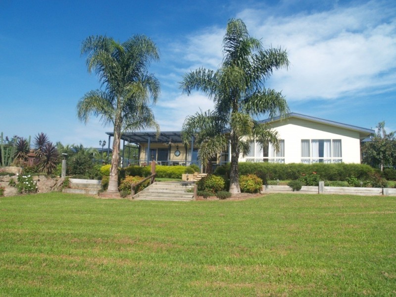 38 Daisy Hill Rd, Bega NSW 2550