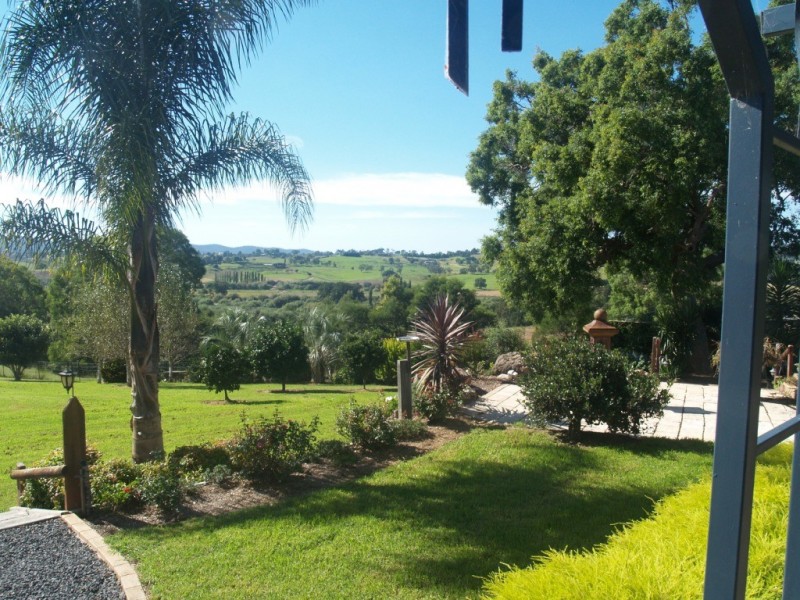 38 Daisy Hill Rd, Bega NSW 2550