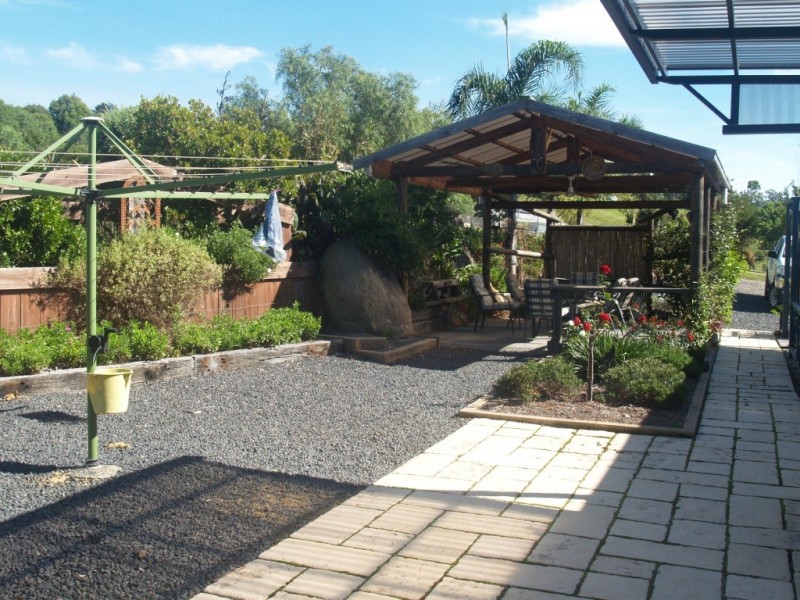 38 Daisy Hill Rd, Bega NSW 2550