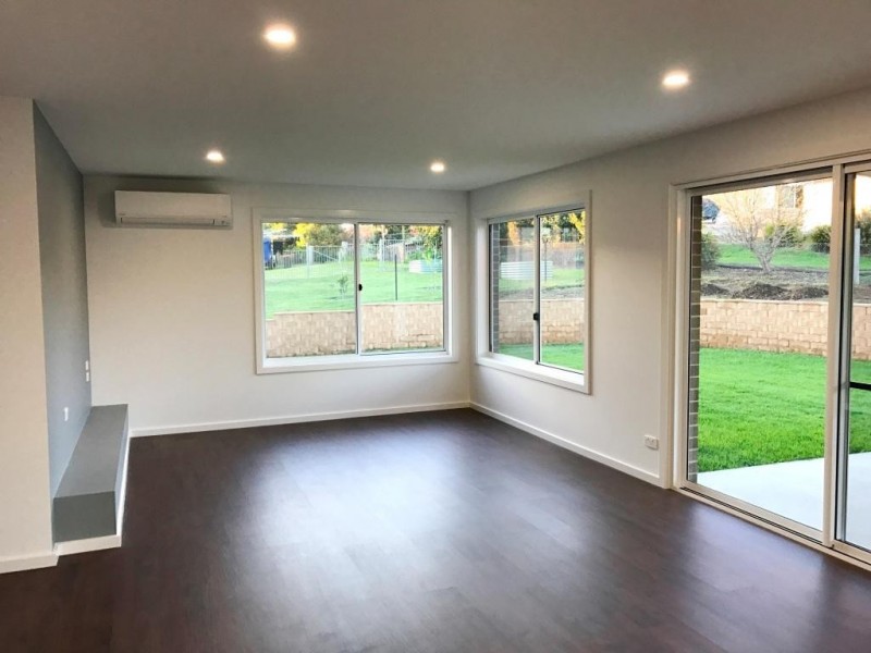 21 Koma Circuit, Bega NSW 2550