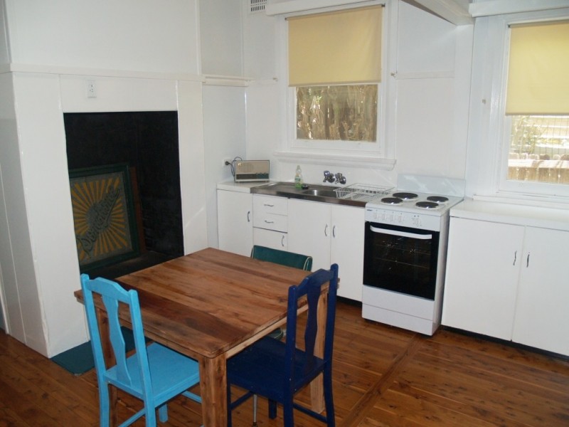 2 Belmore St, Bega NSW 2550