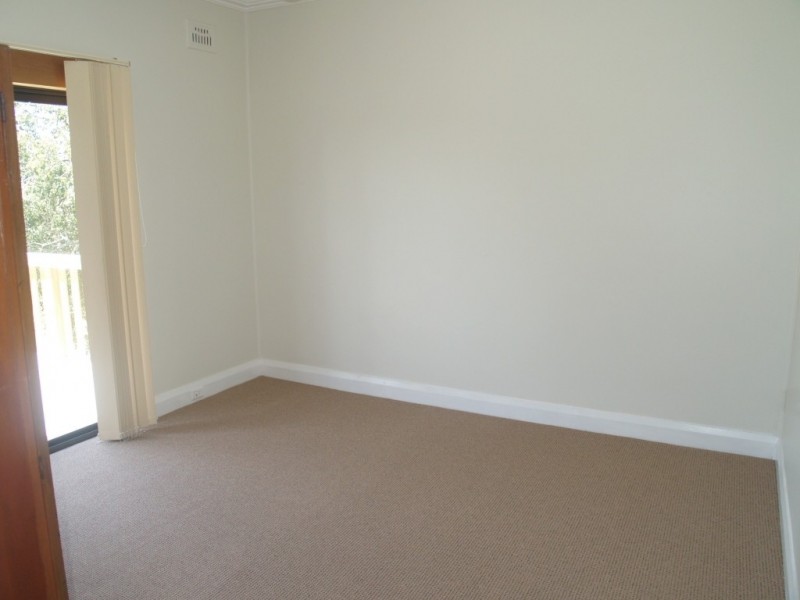 2 Belmore St, Bega NSW 2550