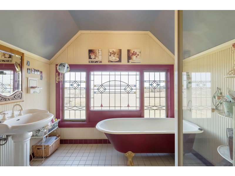 96 Tantawangalo Mtn Rd, Candelo NSW 2550