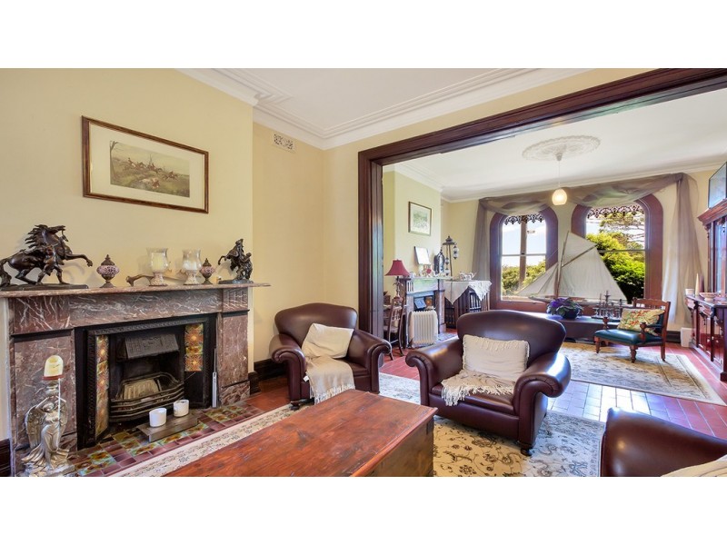 32 Fitzroy Avenue, Birchgrove NSW 2041