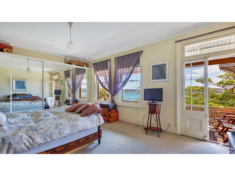 32 Fitzroy Avenue, Birchgrove NSW 2041