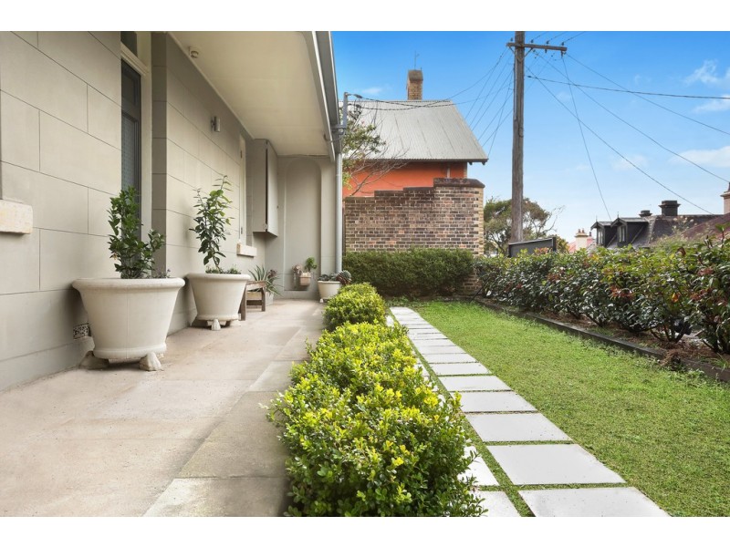 2C Waite Avenue, Balmain NSW 2041