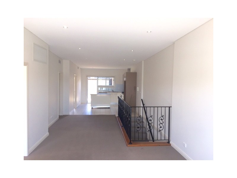 2 Hoffmans Lane, Balmain NSW 2041