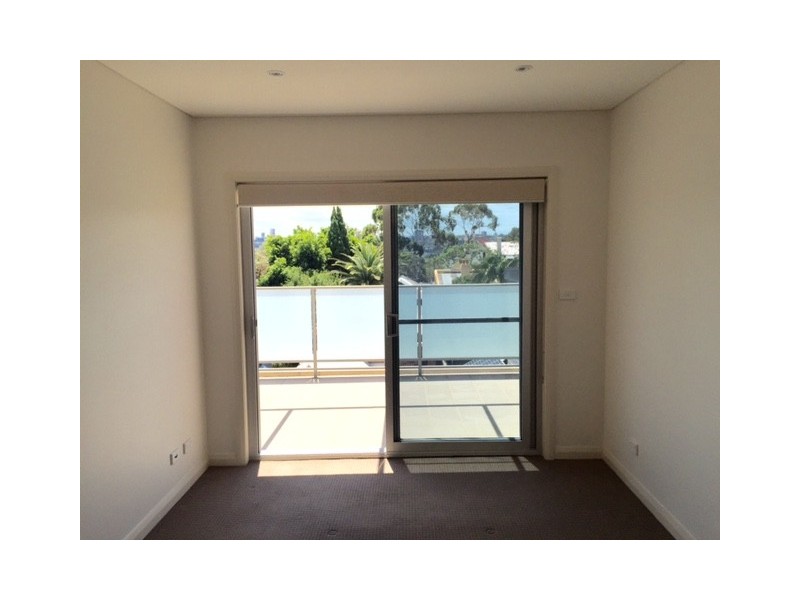 2 Hoffmans Lane, Balmain NSW 2041