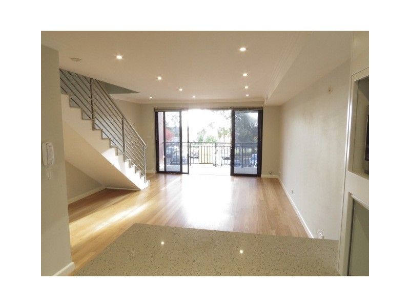 8 Hamilton Street, Rozelle NSW 2039