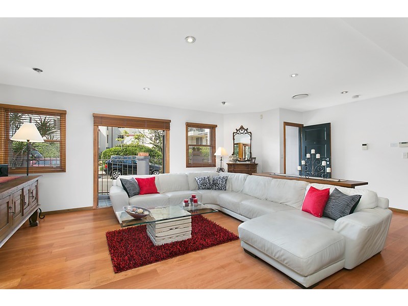 4 Batty Street, Rozelle NSW 2039