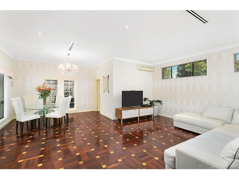 7 Hampden Road, Russell Lea NSW 2046