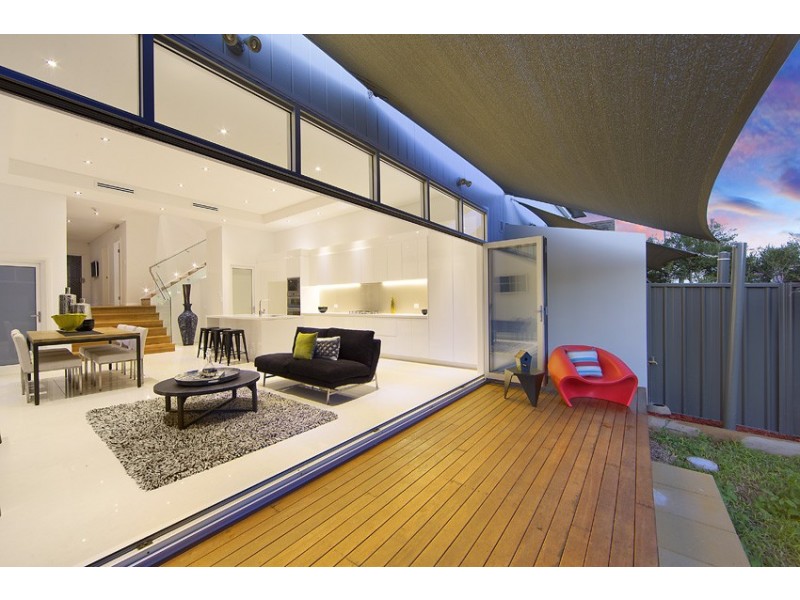 8a Commercial Road, Lilyfield NSW 2040