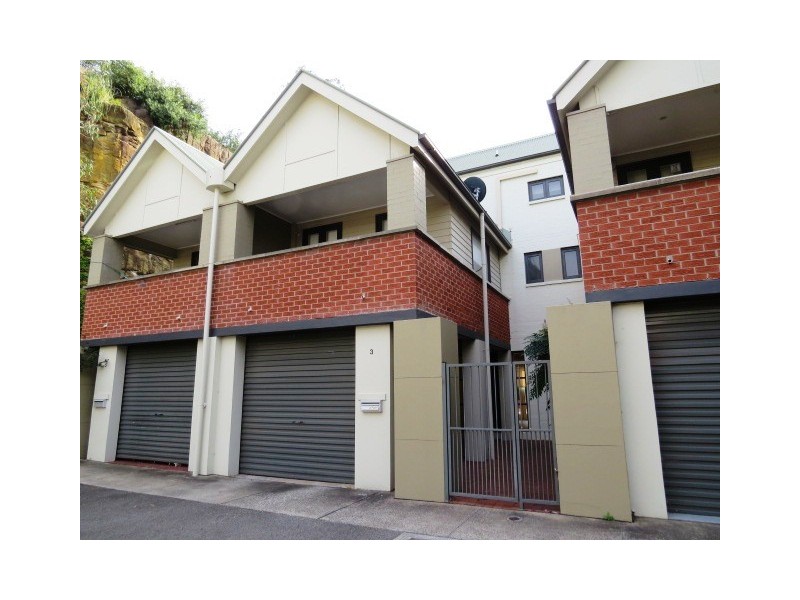 3 Lizzie Webber Place, Birchgrove NSW 2041