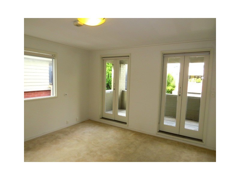 3 Lizzie Webber Place, Birchgrove NSW 2041