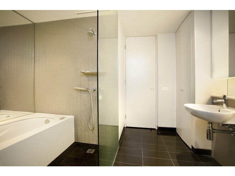 602/3 Sterling Circuit (Central Block), Camperdown NSW 2050