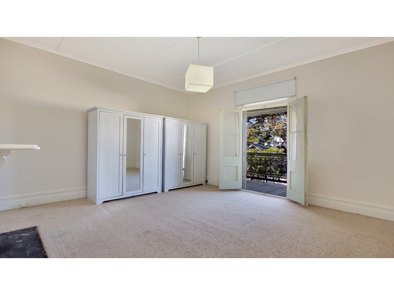 120 Rowntree Street, Birchgrove NSW 2041