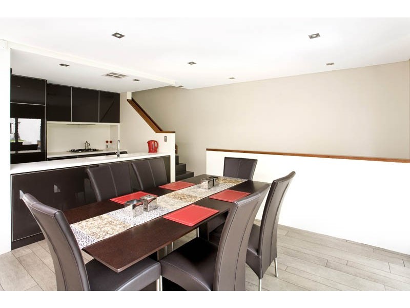 2 Wellington Street, Rozelle NSW 2039