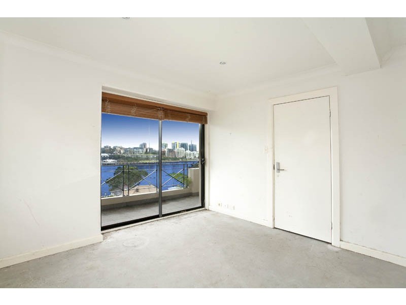 11/24A Pearson Street, Balmain East NSW 2041