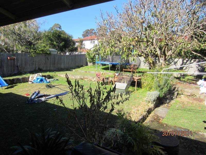 135 Campbell Parade, Manly Vale NSW 2093