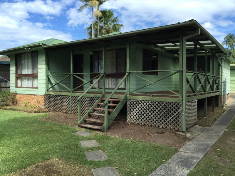 36 Brenda Crescent, Tumbi Umbi NSW 2261