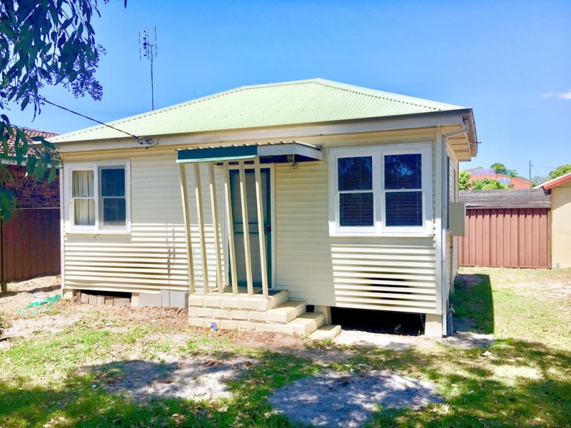 96 Gallipoli Ave, Blackwall NSW 2256