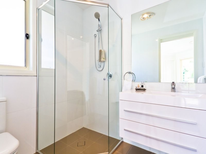 2/133 Booker Bay Rd, Booker Bay NSW 2257