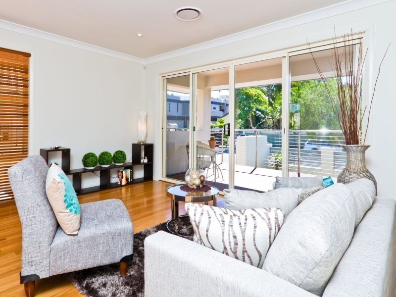 2/133 Booker Bay Rd, Booker Bay NSW 2257