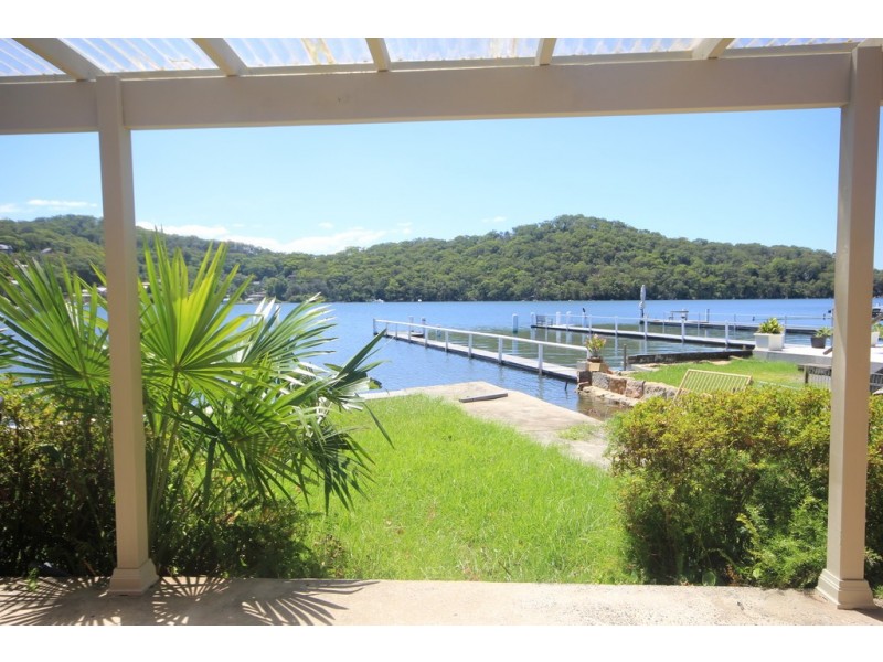 2 Rawson Road, Woy Woy NSW 2256