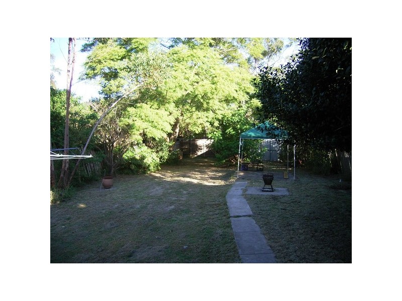 13 McLaurin Road, Umina Beach NSW 2257