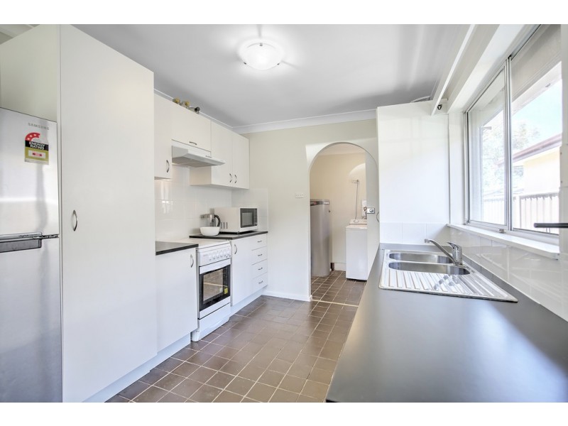 10 Sea Street, Umina Beach NSW 2257