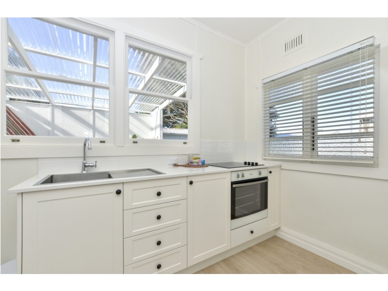 182 Memorial Avenue, Ettalong Beach NSW 2257