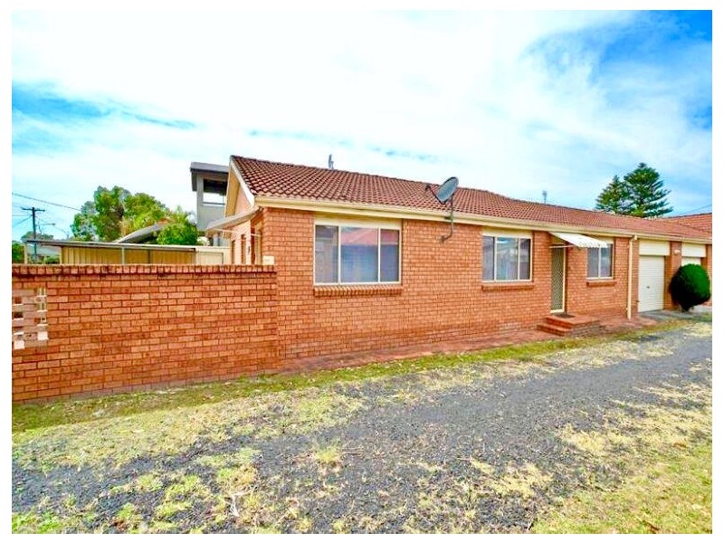 2/19 Gross Avenue, Umina Beach NSW 2257