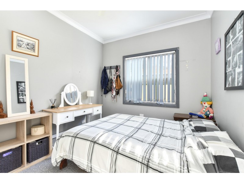 72 Dunalban Avenue, Woy Woy NSW 2256