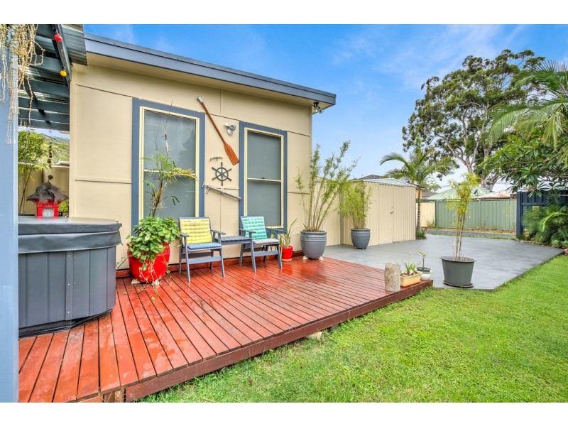 180 Memorial Avenue, Ettalong Beach NSW 2257